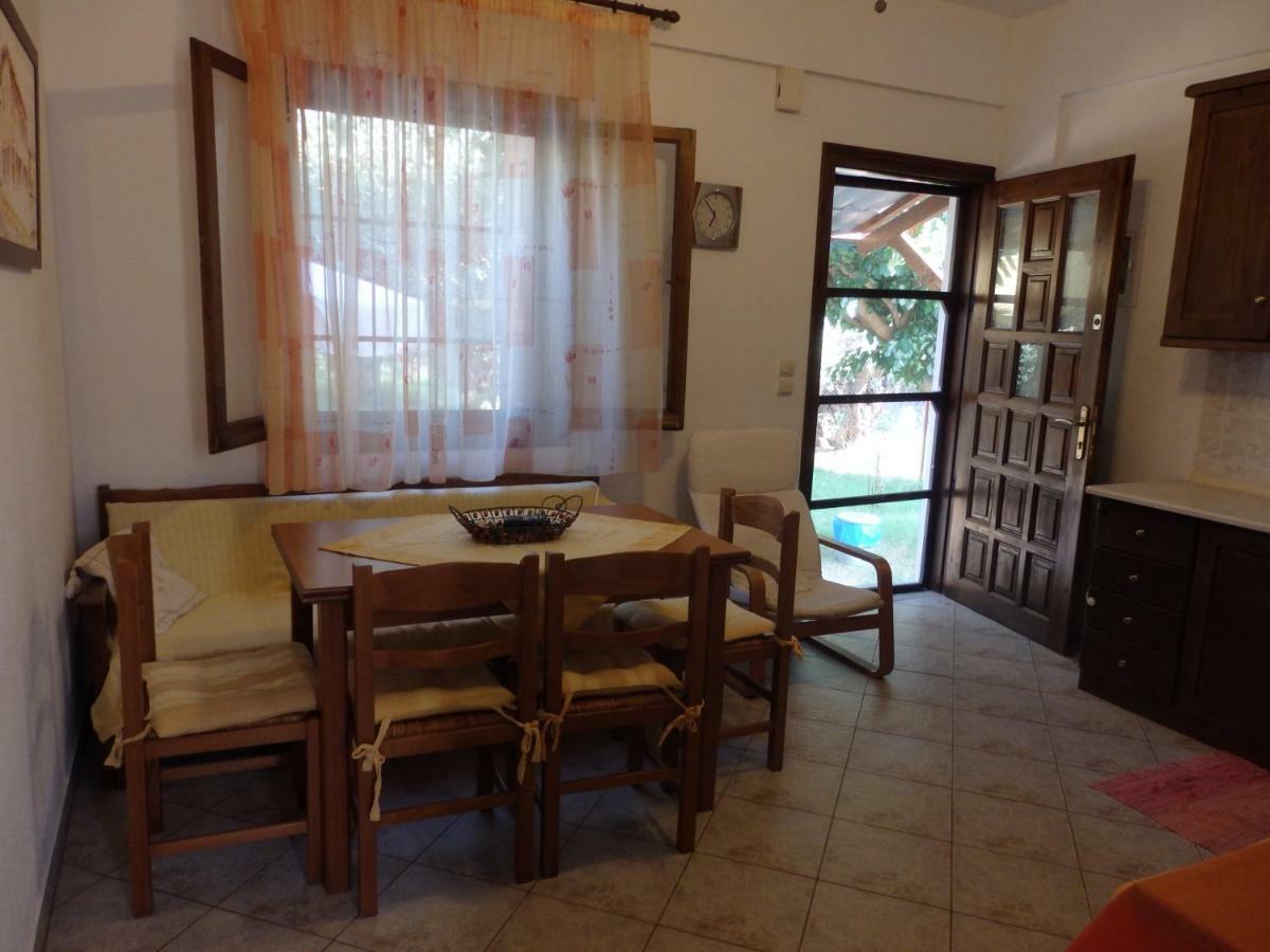 The Small House In The Olive Grove Lefokastro Buitenkant foto