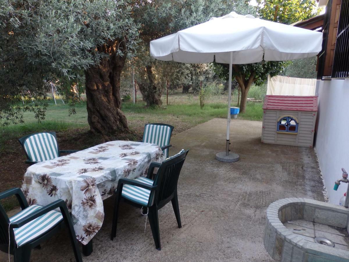 The Small House In The Olive Grove Lefokastro Buitenkant foto